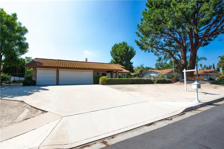 16355 Rancho Escondido Drive, Riverside, California 92506