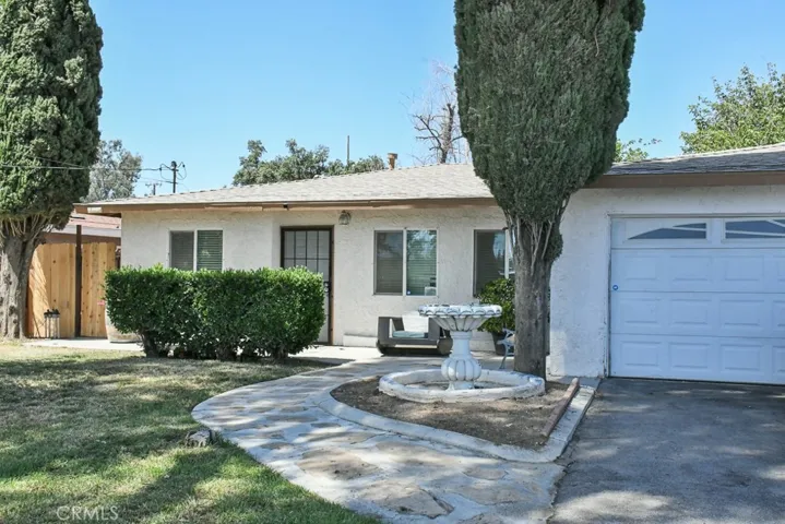 137 Maple Avenue, Beaumont, California 92223