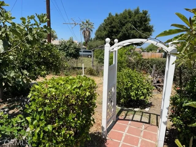 175 N San Gabriel Avenue, Azusa, California 91702
