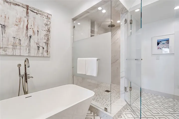 412 Manhattan Ave, Manhattan Beach, California 90266