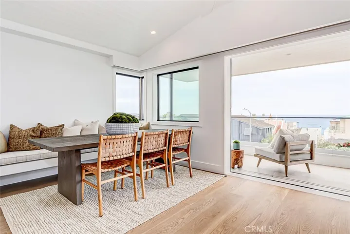412 Manhattan Ave, Manhattan Beach, California 90266