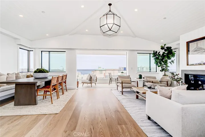 412 Manhattan Ave, Manhattan Beach, California 90266