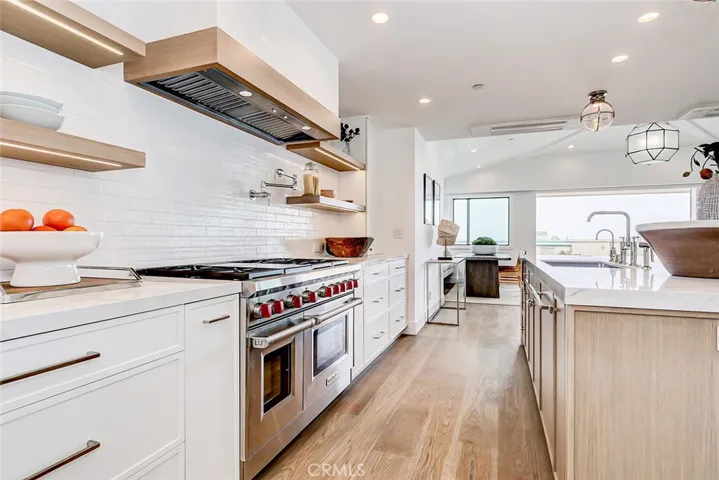 412 Manhattan Ave, Manhattan Beach, California 90266
