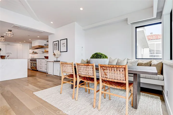 412 Manhattan Ave, Manhattan Beach, California 90266
