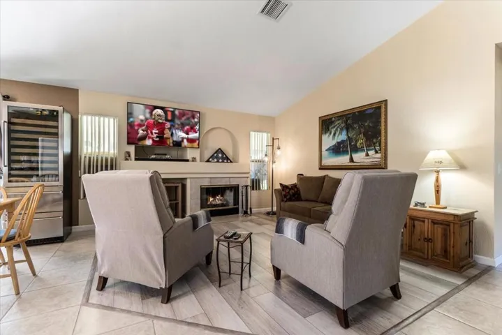 10-80595 Willow Ln-9