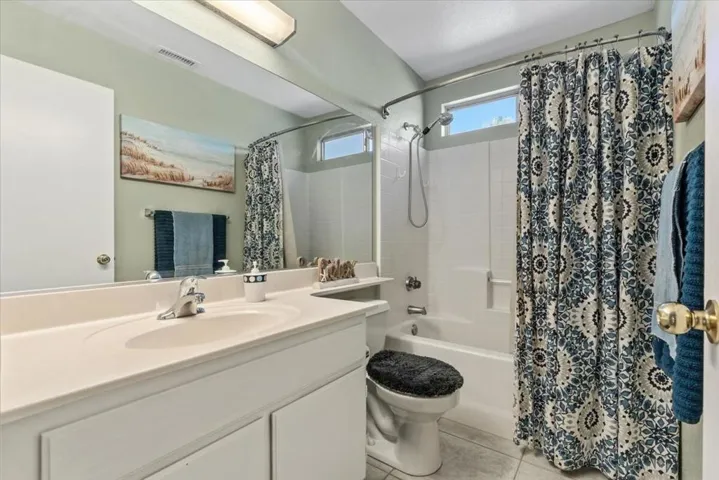 22-80595 Willow Ln-20