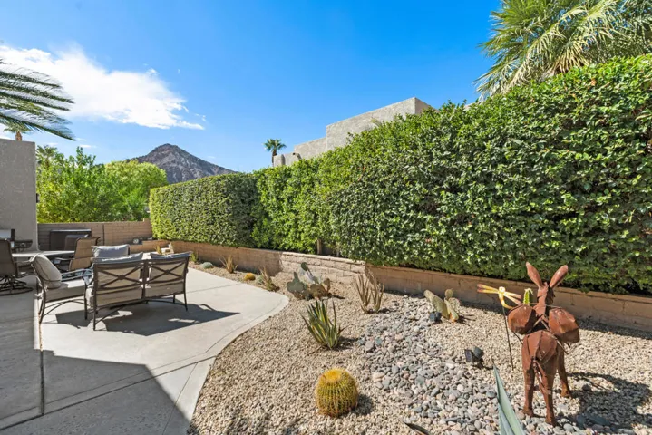 Easy Maintenance Landscaping