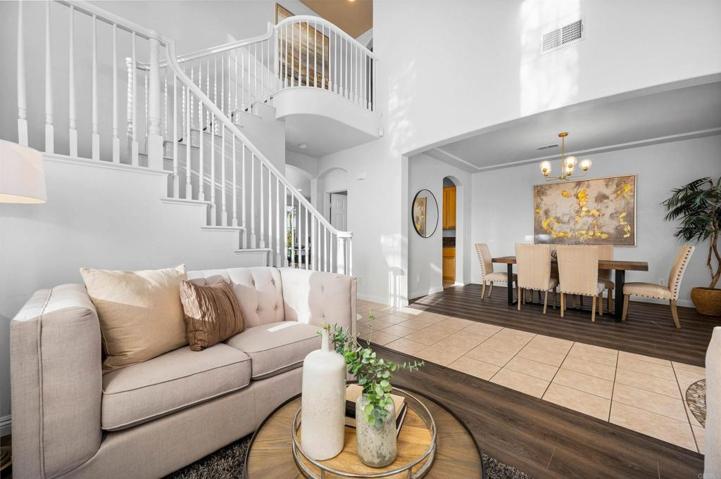 5018 Bella Collina, Oceanside, California 92056