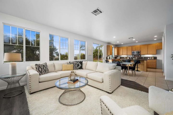 5018 Bella Collina, Oceanside, California 92056