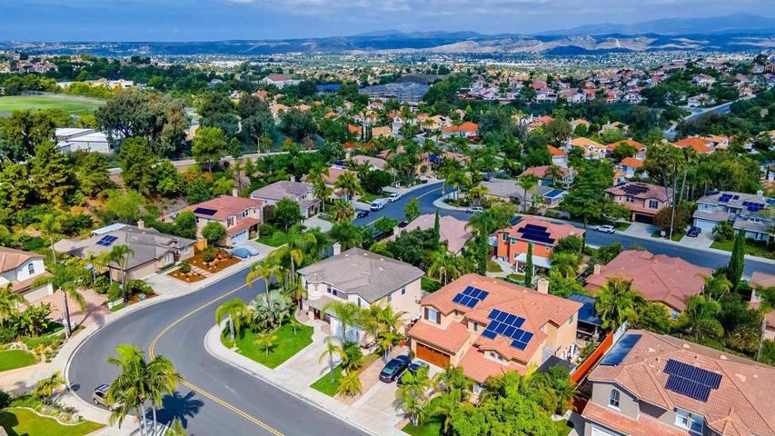 5018 Bella Collina, Oceanside, California 92056