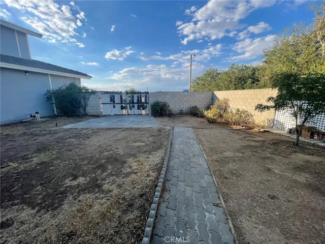 6122 Parker Drive, Palmdale, California 93551