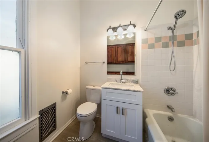 1110 Cedar Avenue, Redlands, California 92373