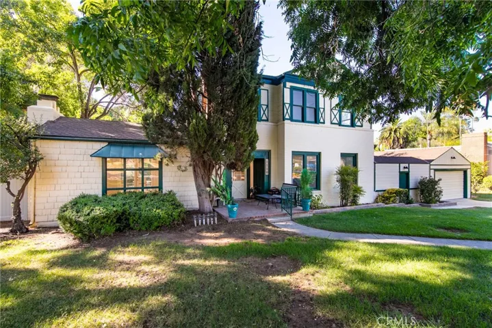 1110 Cedar Avenue, Redlands, California 92373