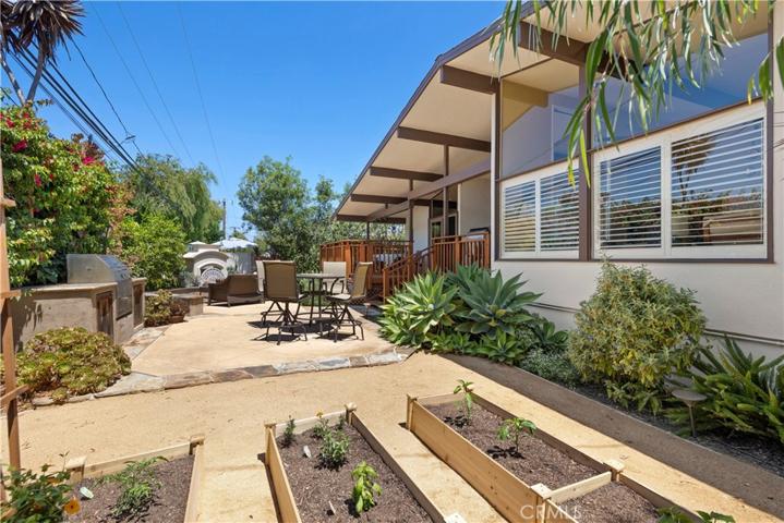 17421 Lido Lane, Huntington Beach, California 92647