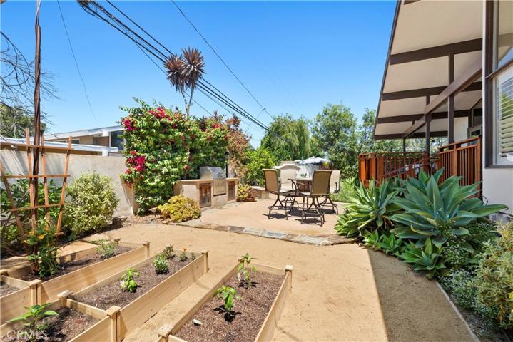 17421 Lido Lane, Huntington Beach, California 92647