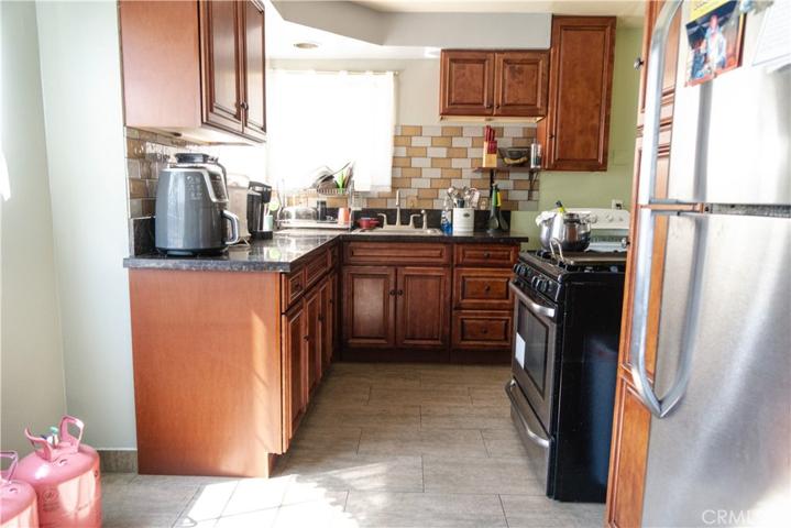 1972 N San Antonio Avenue, Pomona, California 91767