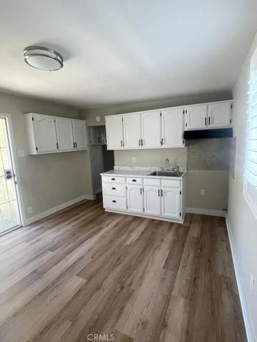 9702 Redferm, Inglewood, California 90301