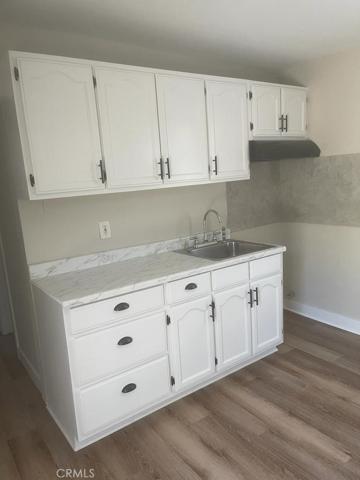 9702 Redferm, Inglewood, California 90301
