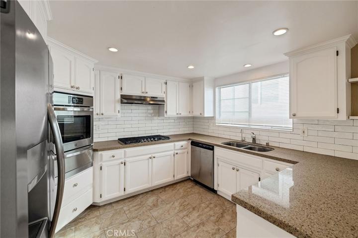 1727 Spreckels Lane, Redondo Beach, California 90278
