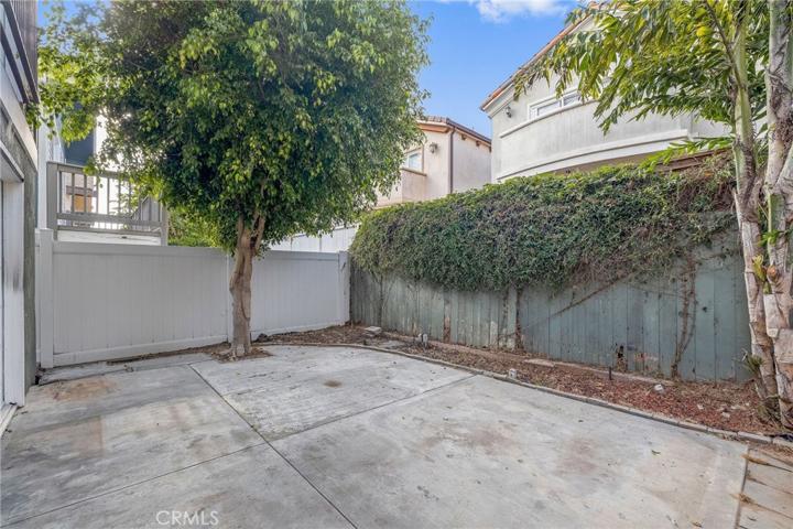 1727 Spreckels Lane, Redondo Beach, California 90278