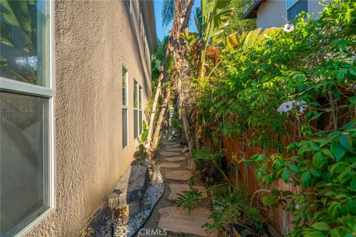 6210 Lomitas Drive, Los Angeles, California 90042