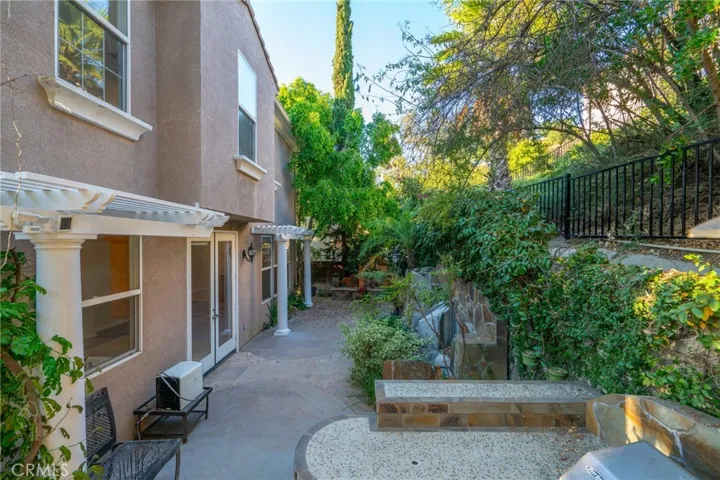 6210 Lomitas Drive, Los Angeles, California 90042