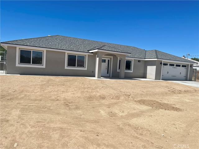 8843 Arrowhead Lake, Hesperia, California 92345