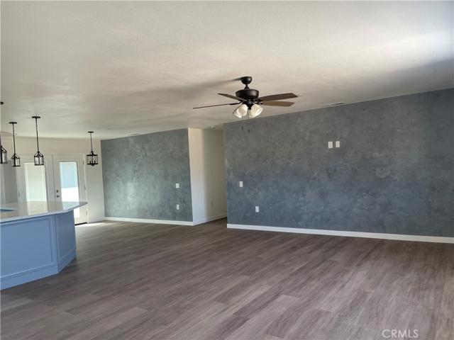 8843 Arrowhead Lake, Hesperia, California 92345