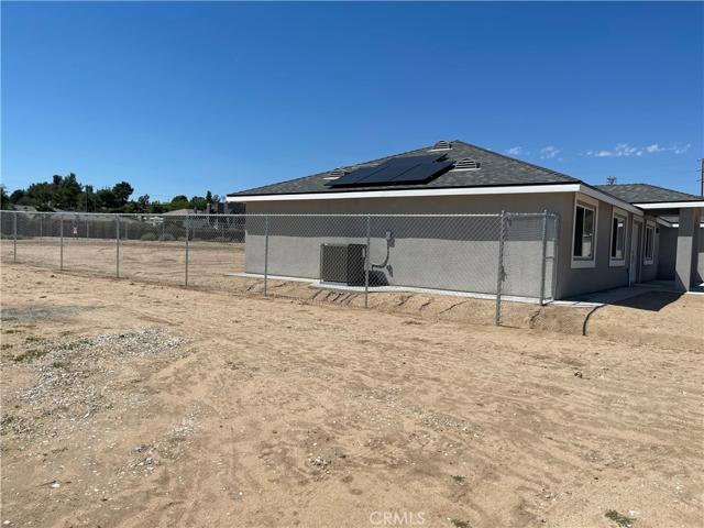 8843 Arrowhead Lake, Hesperia, California 92345