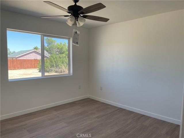 8843 Arrowhead Lake, Hesperia, California 92345