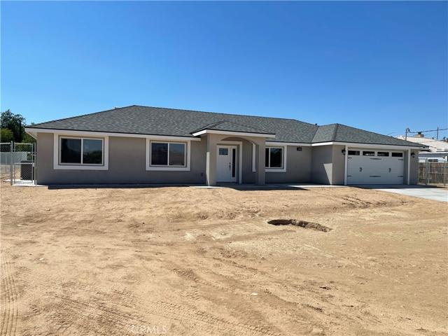 8843 Arrowhead Lake, Hesperia, California 92345