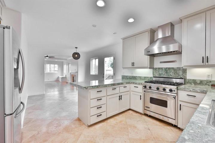 722 3rd Street, Encinitas, California 92024