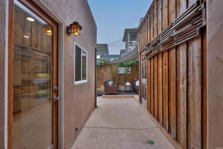 722 3rd Street, Encinitas, California 92024