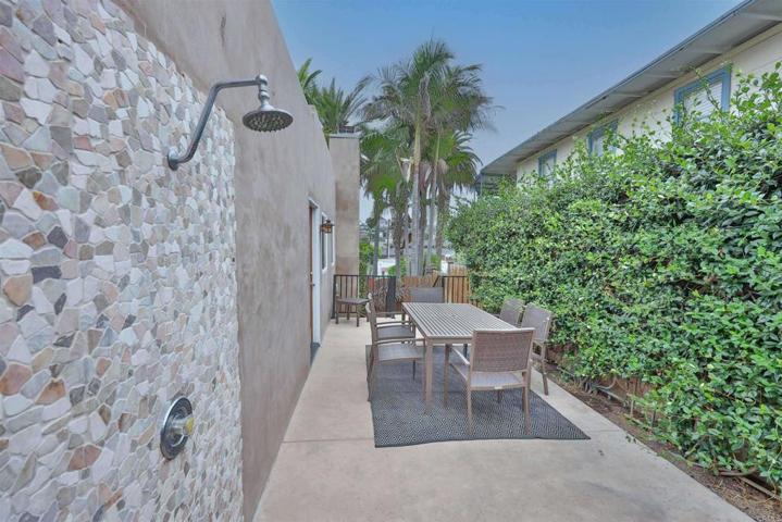 722 3rd Street, Encinitas, California 92024