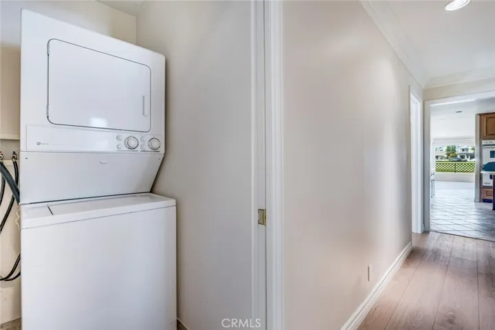 414 Carnation Avenue, Corona del Mar, California 92625