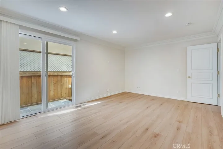 414 Carnation Avenue, Corona del Mar, California 92625