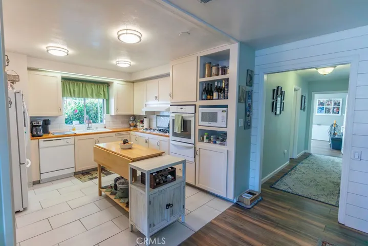 1037 Nancy Drive Unit 76, San Luis Obispo, California 93405