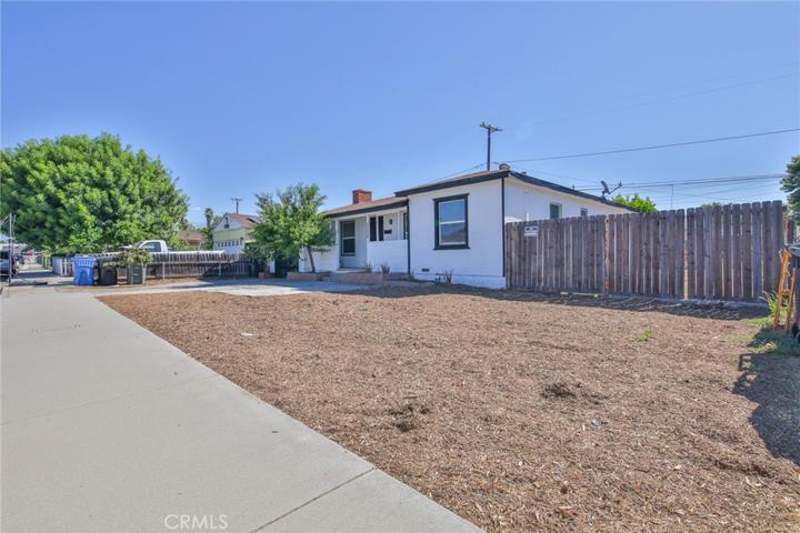 2226 Notre Dame Avenue, Pomona, California 91766