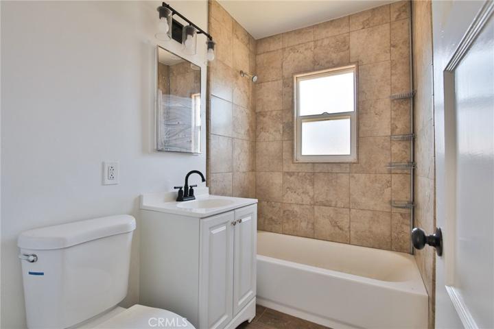 2226 Notre Dame Avenue, Pomona, California 91766