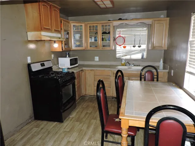 3967 Ellis Street, Corona, California 92879