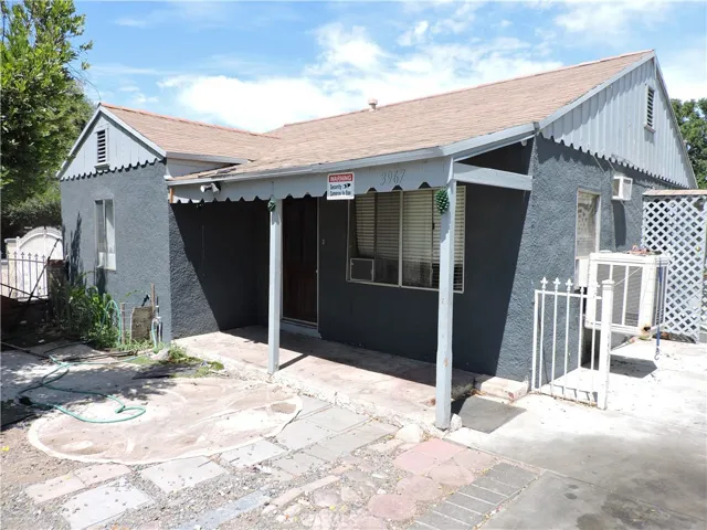 3967 Ellis Street, Corona, California 92879