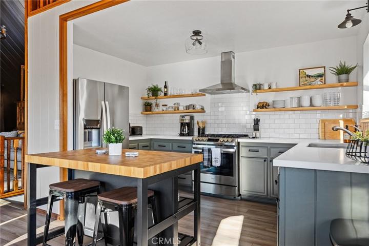 26615 Modoc Lane, Lake Arrowhead, California 92352
