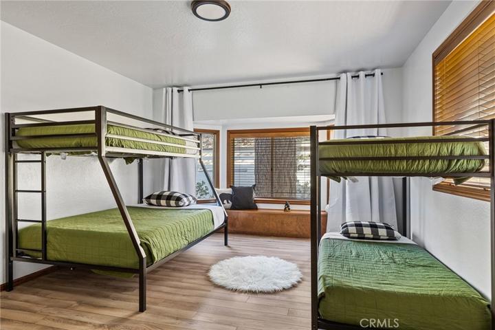 26615 Modoc Lane, Lake Arrowhead, California 92352