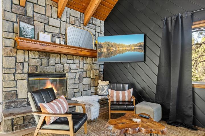 26615 Modoc Lane, Lake Arrowhead, California 92352