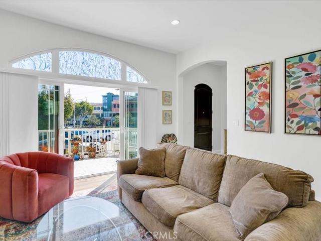 536 N Francisca Avenue Unit B, Redondo Beach, California 90277