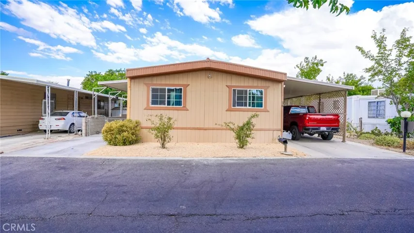 43850 20th E Street Unit 36, Lancaster, California 93535