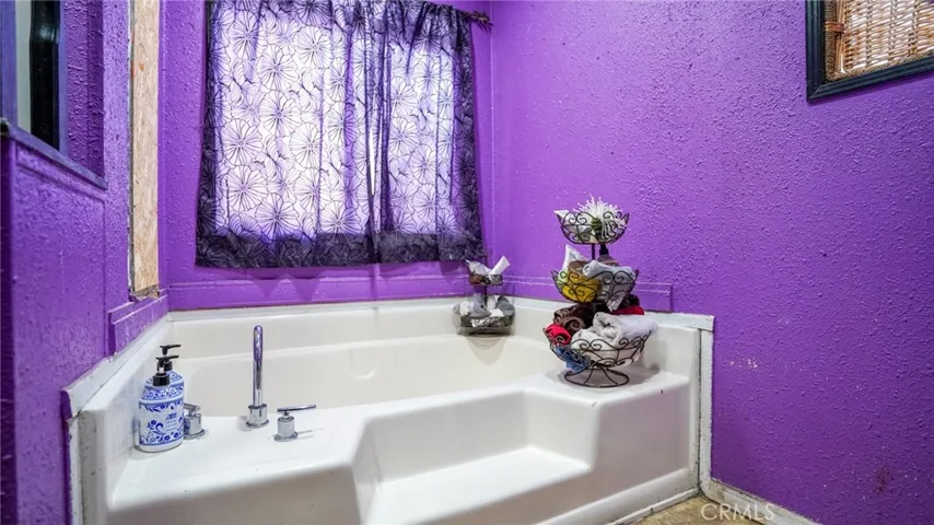 43850 20th E Street Unit 36, Lancaster, California 93535