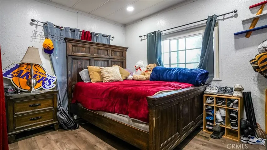 43850 20th E Street Unit 36, Lancaster, California 93535