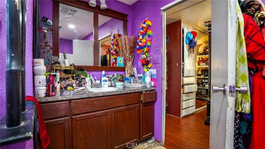 43850 20th E Street Unit 36, Lancaster, California 93535