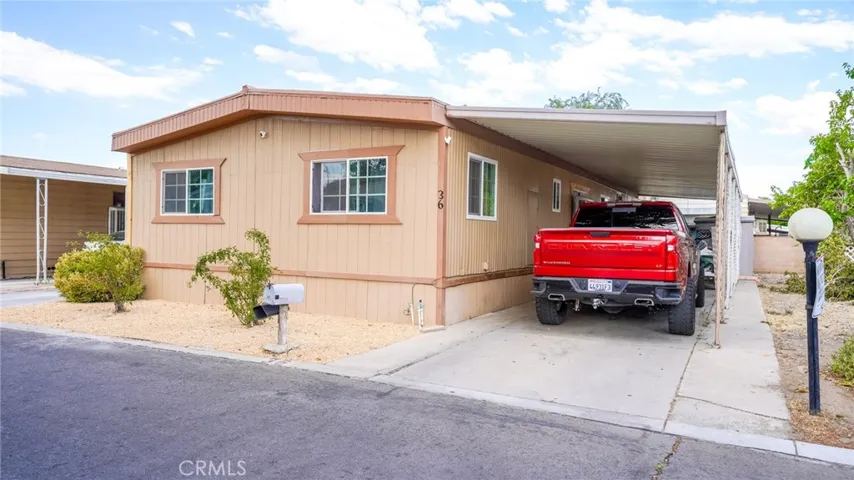 43850 20th E Street Unit 36, Lancaster, California 93535